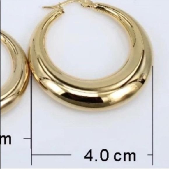 NEW 18K GOLD ROUND HOOP EARRINGS, NICE EARRINGS, CUTE EARRINGS - Picture 2 of 5